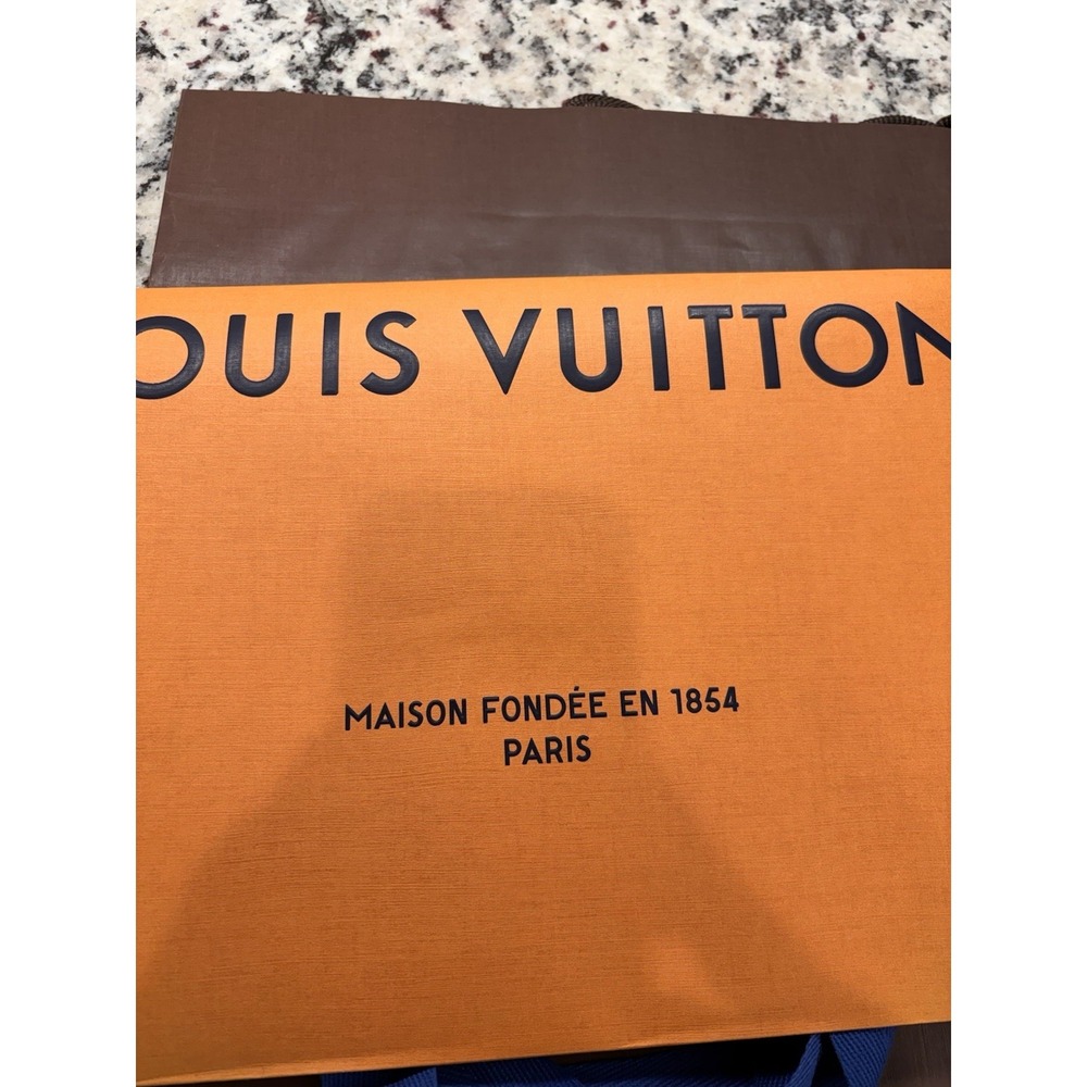 Authentic Louis Vuitton Empty XL Gift Box Set - Flip Top Box, Ribbon, 2 Bags NEW - Picture 7 of 12